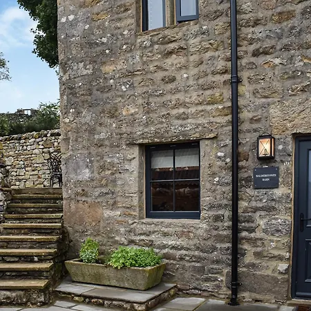 Balderstones Barn * Clapham (North Yorkshire)
