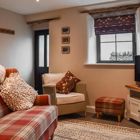 Balderstones Barn 度假居 *